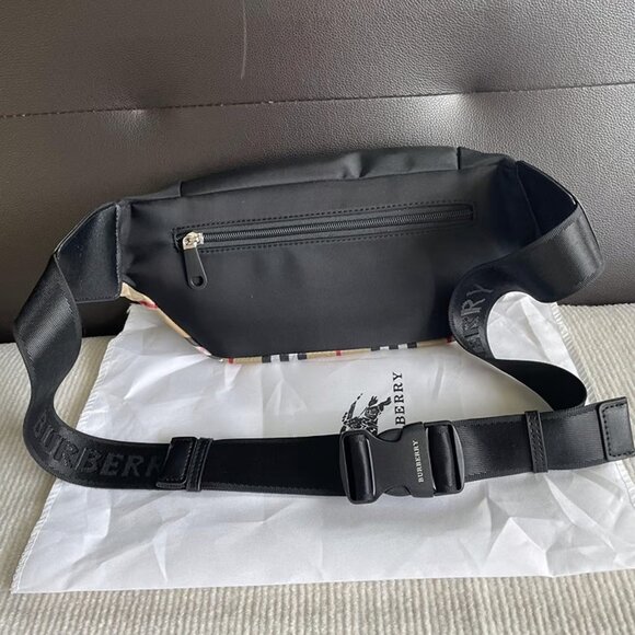 Burberry Belt Bag Men - Picture 4 of 6